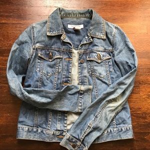 A & F denim jacket 💙